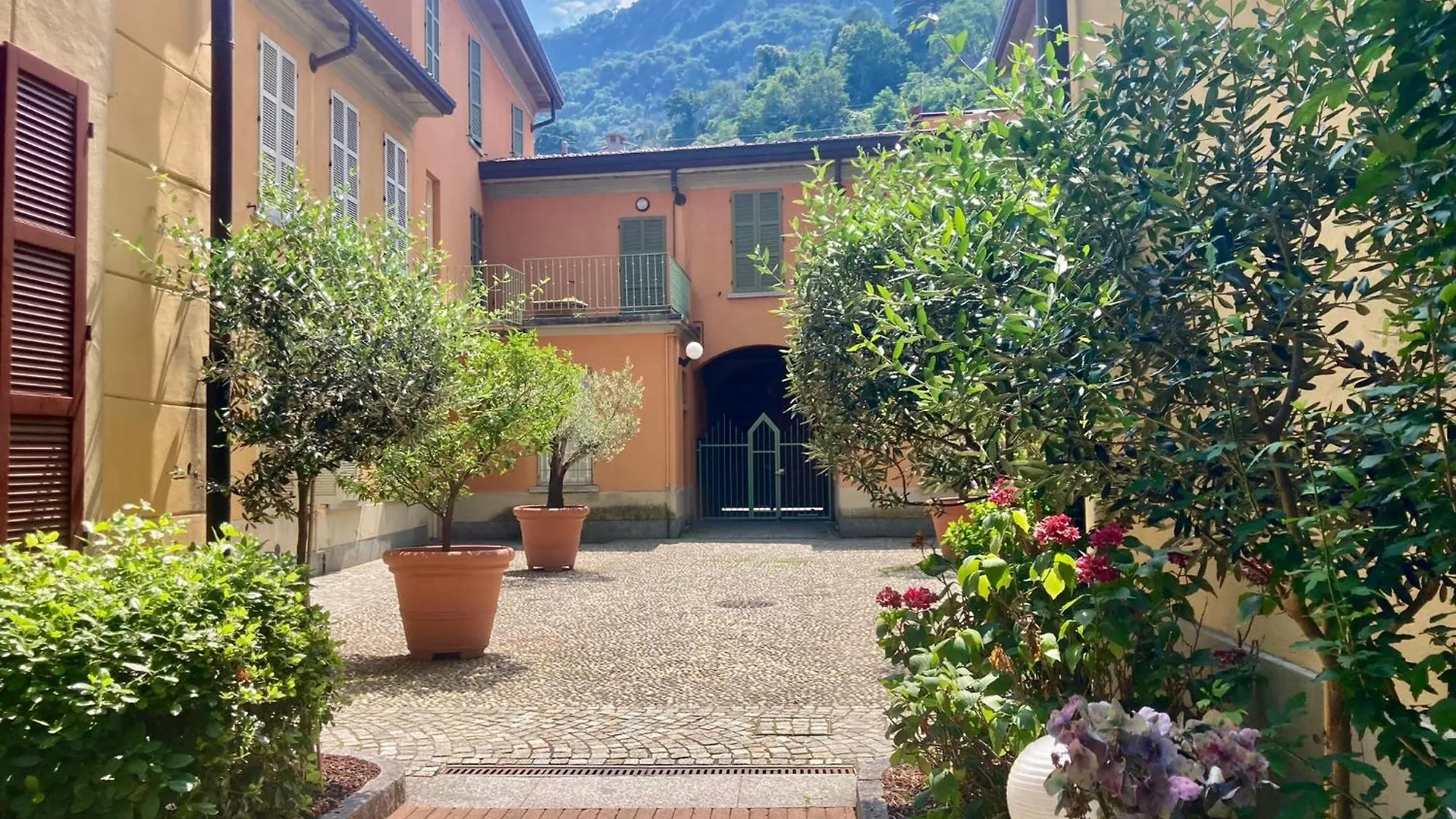 Apartment Ferienwohnung Old Borgo Vico Como